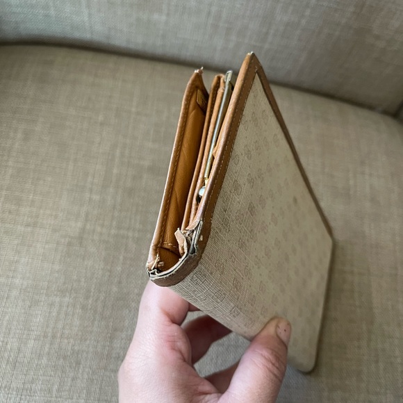 Authentic vintage Gucci micro GG long wallet 035.03.0904 (B24) - Picture 6 of 12